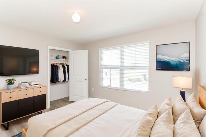 Building Photo - 3221 S Northview Rd