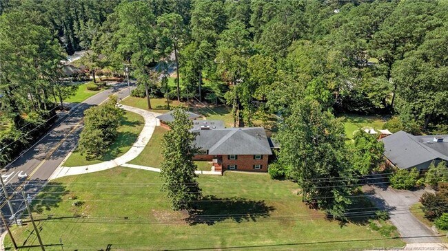 Building Photo - 2405 Morganton Rd