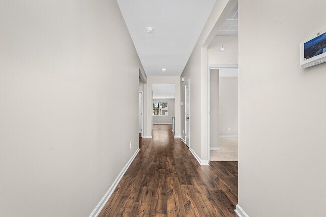 Building Photo - 131 Saddle Horse Ln