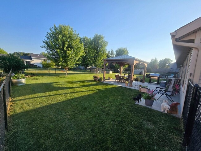 Building Photo - 1934 W 6th St