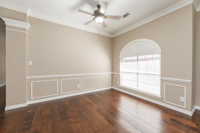 Building Photo - 4523 Wavertree Dr