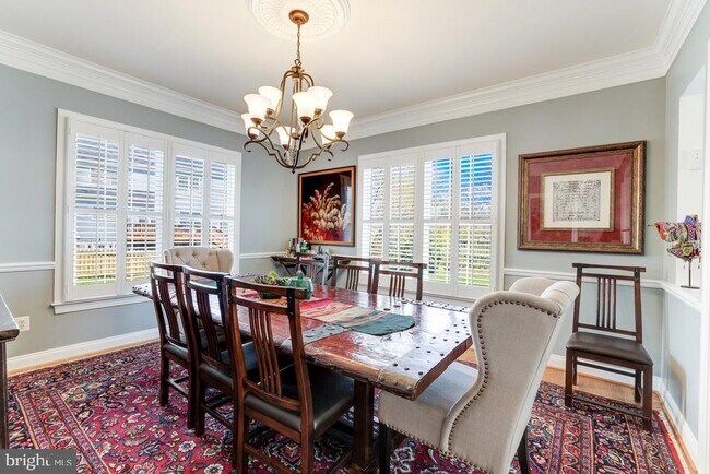 Building Photo - 2945 Oakton Knoll Ct