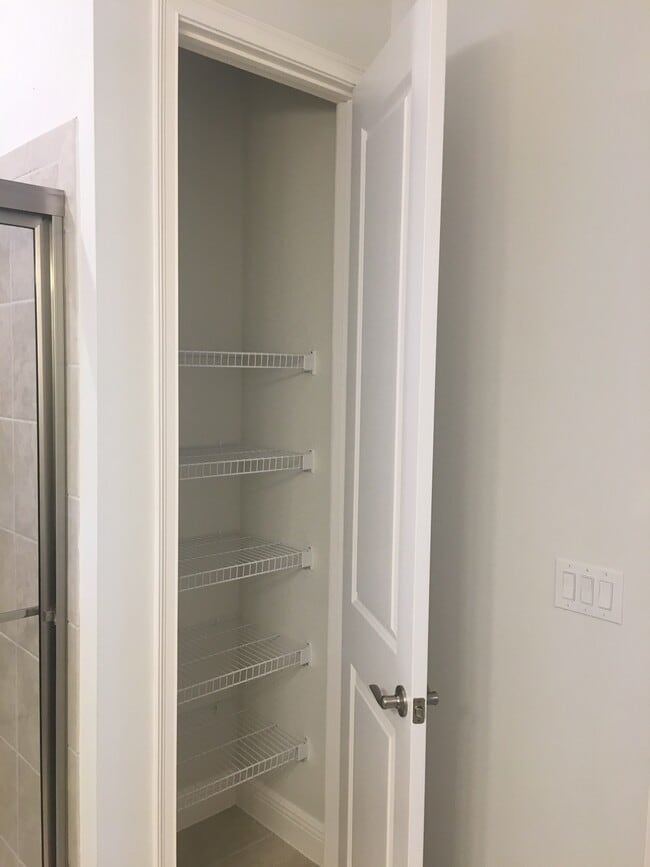 Building Photo - 7916 Nemours Pky