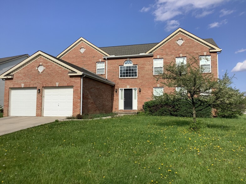 Primary Photo - 2098 Stone Valley Pl