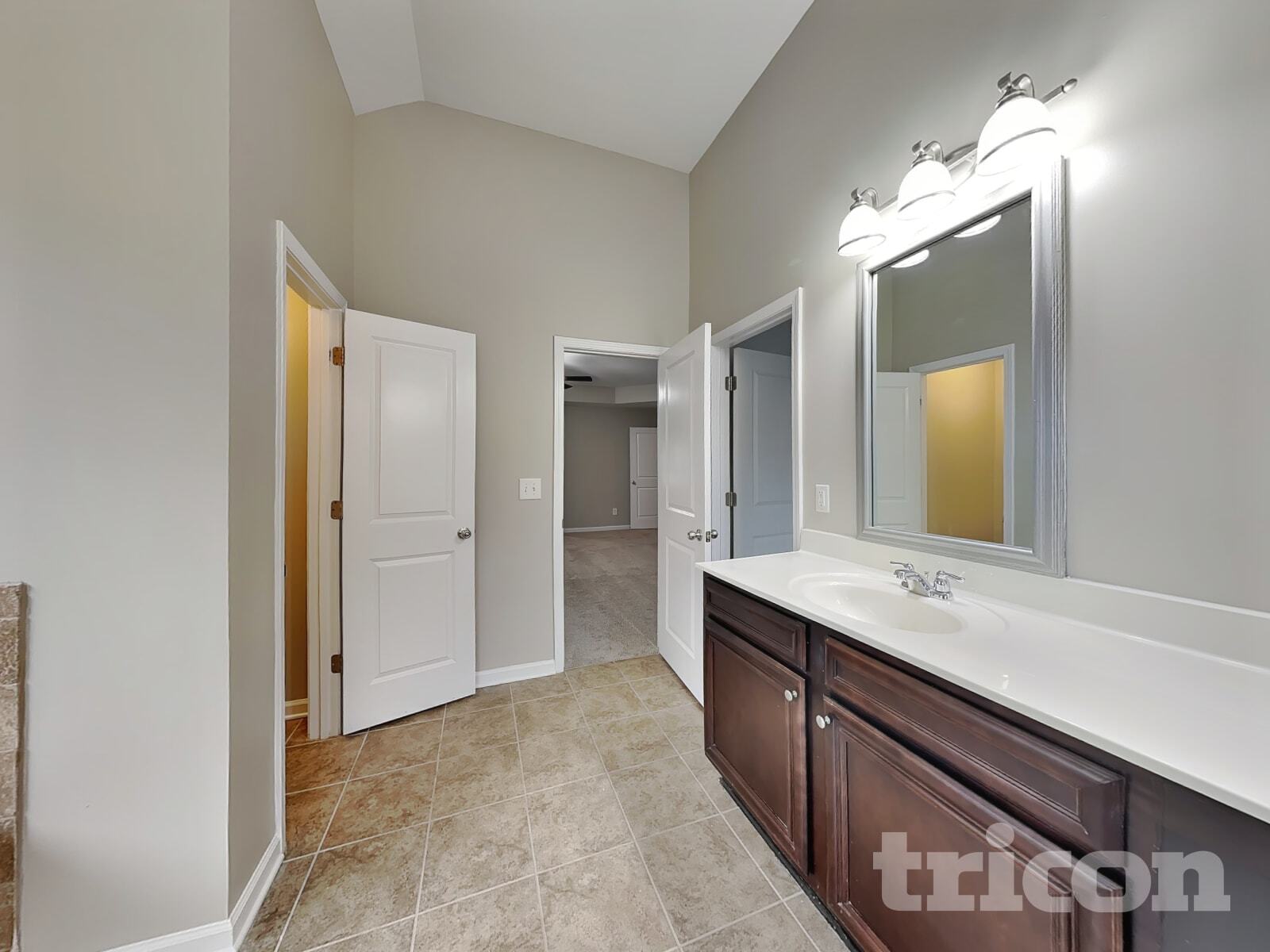 Building Photo - 3554 Hideaway Ln