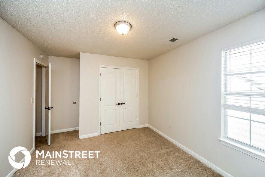 Building Photo - 9204 Lazzini Cove