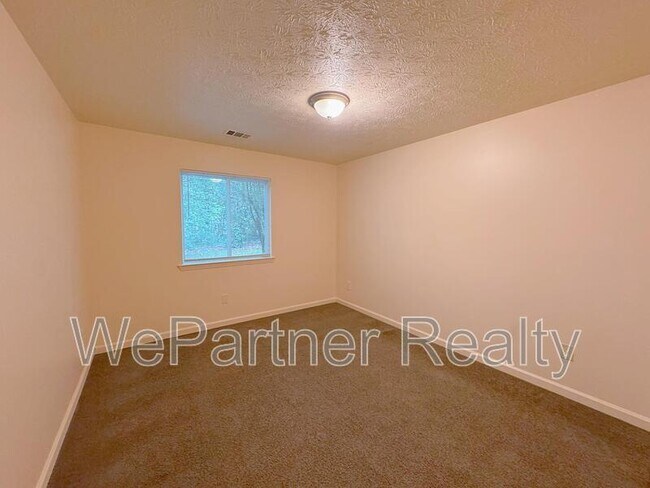 Building Photo - 7416 Dartmouth Ct