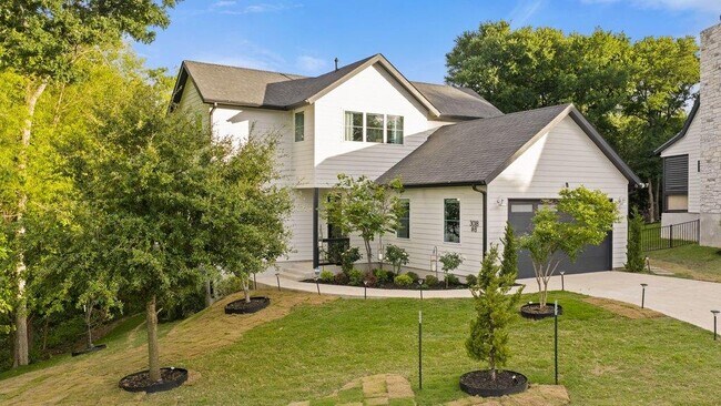 Building Photo - 3018 Sunridge Dr