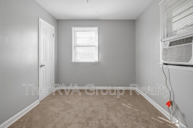 Building Photo - 1528 Lincoln St