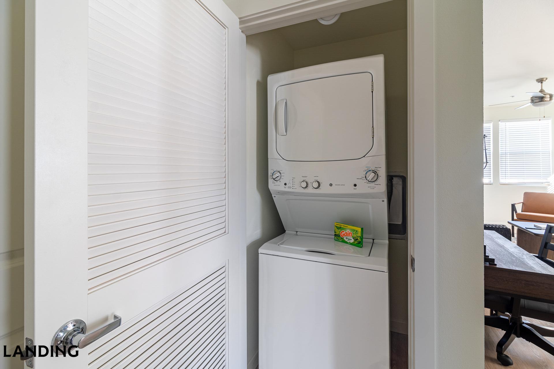 Building Photo - 41545 Ivy St