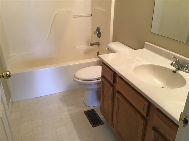 Building Photo - 1801 Chesney Dr