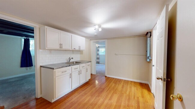 Building Photo - 7030 Clayton Rd