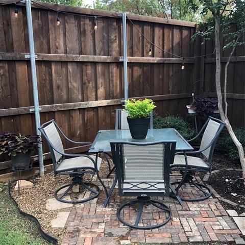 Building Photo - 2021 Fairmount Park Dr