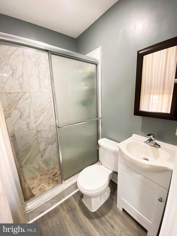 Building Photo - 315 N 52nd St