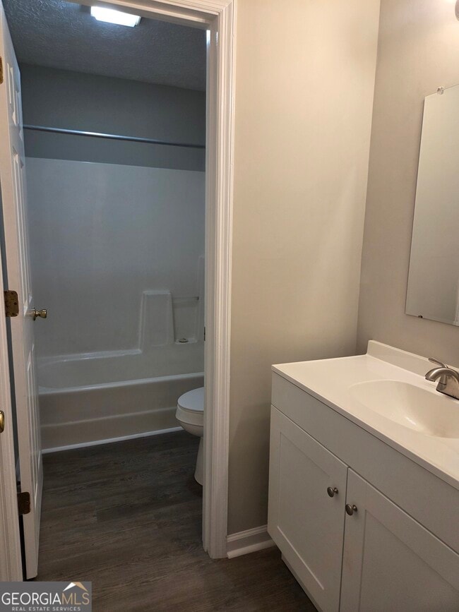 Building Photo - 322 Randolph Dr