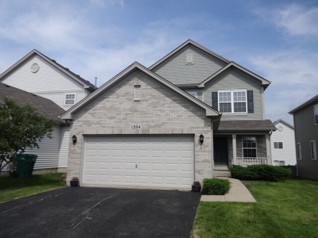 Primary Photo - 1204 Stonecrop Ln