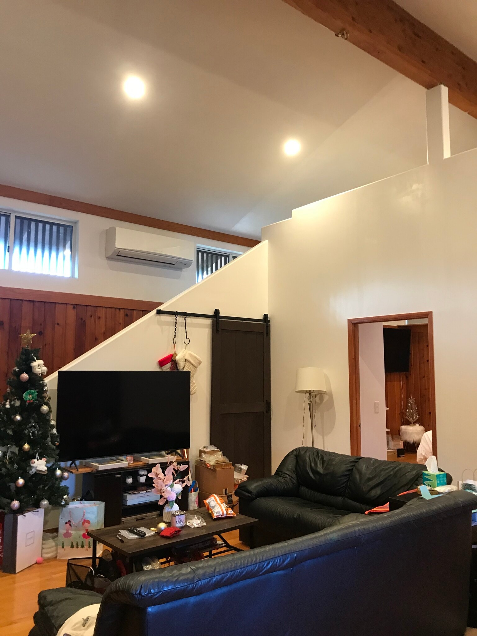 Building Photo - 4542 Aukai Ave