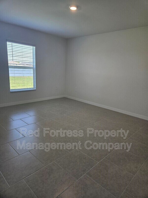 Building Photo - 17633 Paradiso Wy
