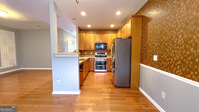 Building Photo - 2104 Waterleaf Dr