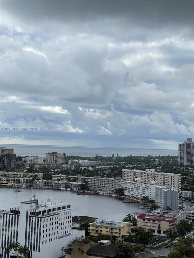 Building Photo - 1755 E Hallandale Beach Blvd