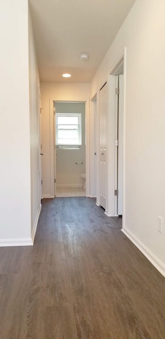 Building Photo - Move in Ready! - Tumwater Hill home with 3...