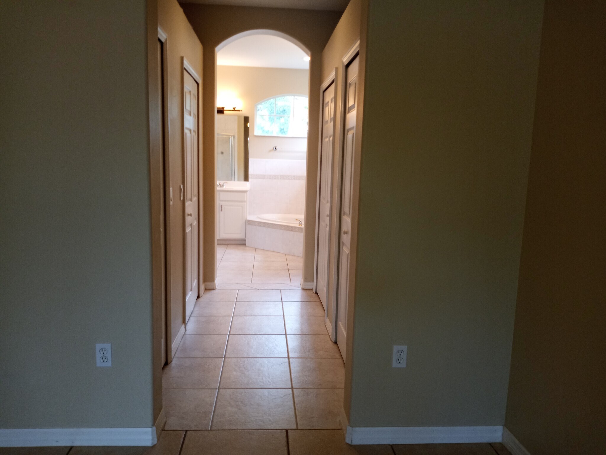 Building Photo - 6506 Waters Edge Way