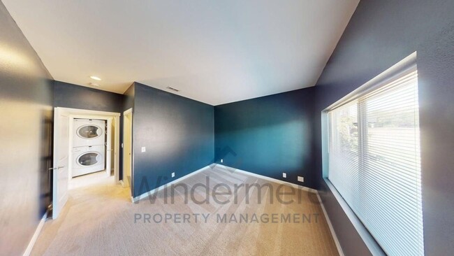 Building Photo - prov2322
