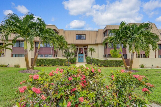 Building Photo - 1800 SE St Lucie Blvd