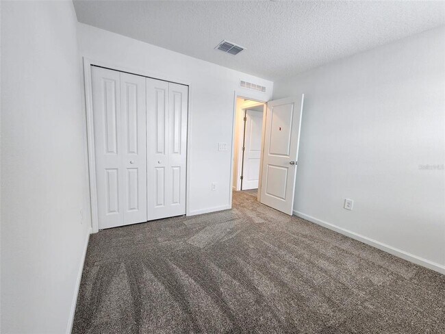 Building Photo - 1622 Reservoir Pl