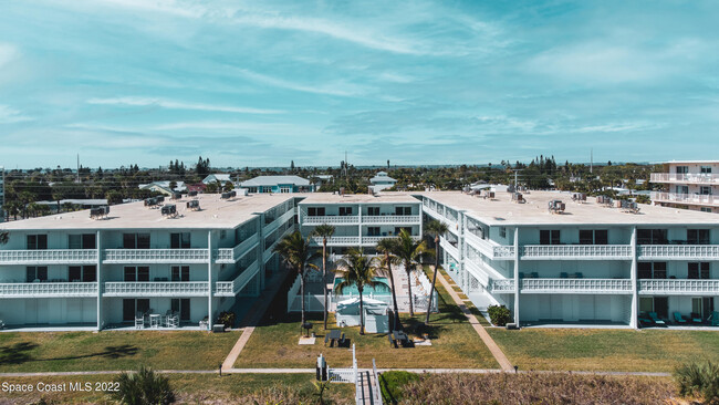 Building Photo - 4800 Ocean Beach Blvd