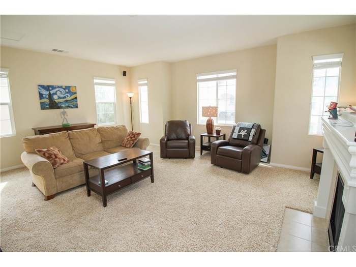 Building Photo - 45855 Daviana Way