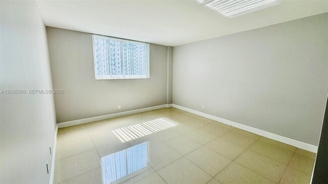 Building Photo - 19390 Collins Ave