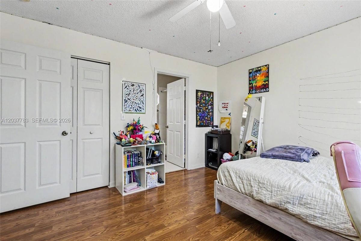 Building Photo - 17367 SW 20th Ct