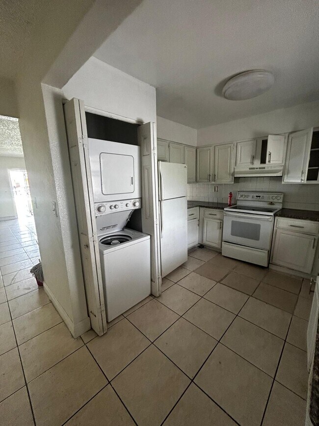 Building Photo - 3522 NW 194th Terrace