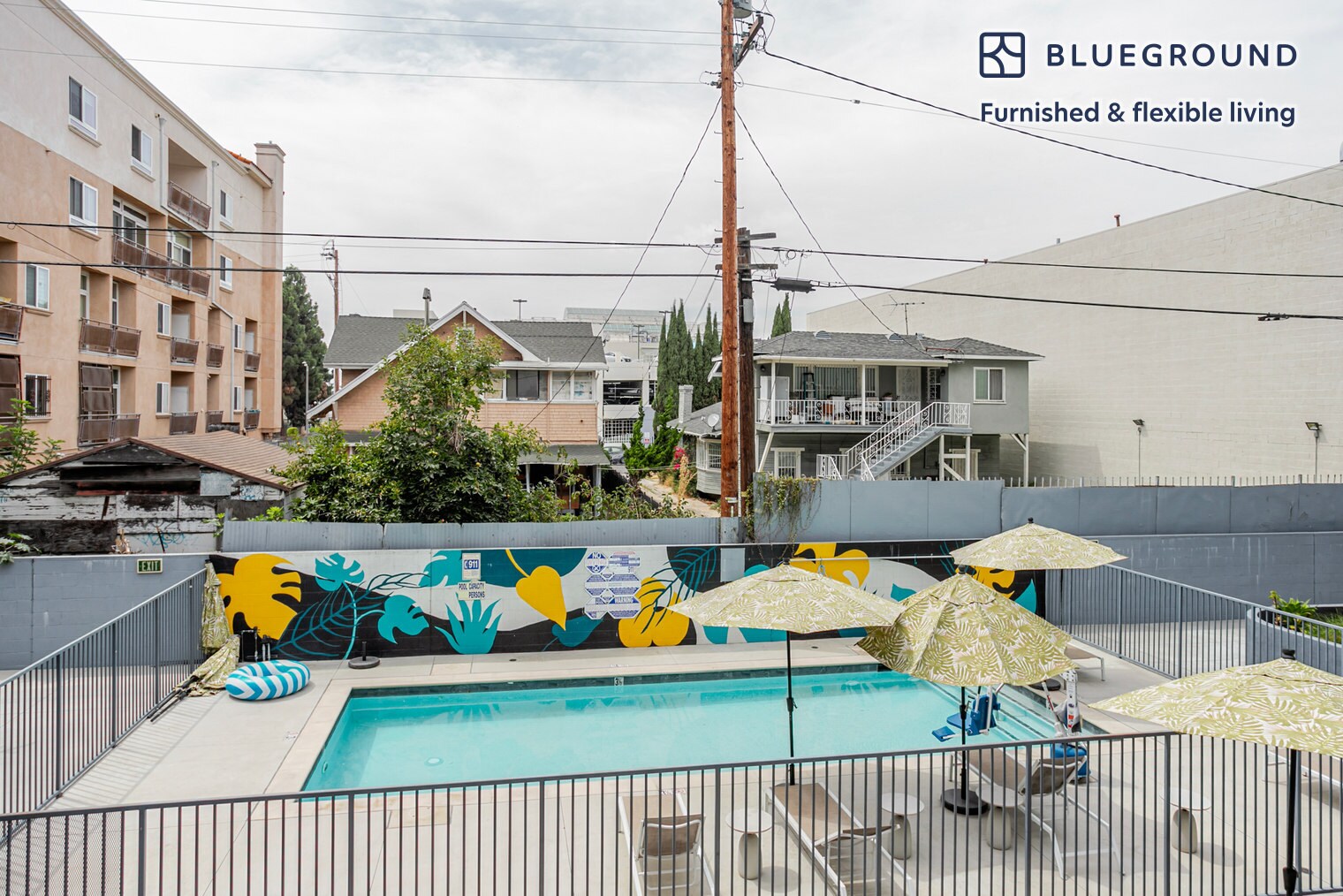 Building Photo - 1011 Serrano Ave