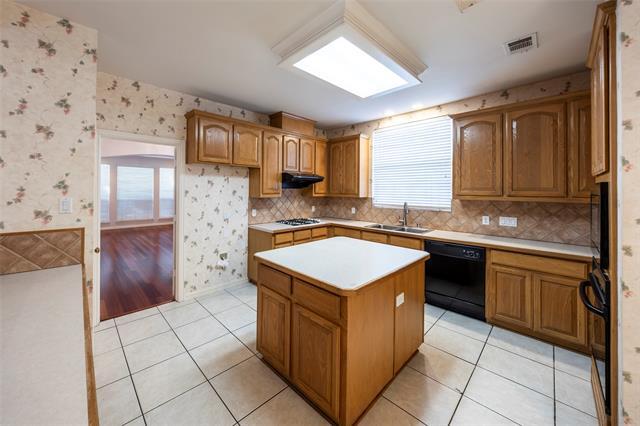 Building Photo - 4029 Greenfield Dr