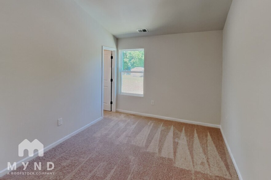 Building Photo - 1274 Principal Featherstone Ave