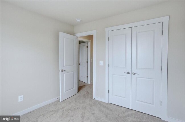 Building Photo - 101 Marlow Ct