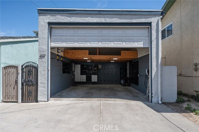 Building Photo - 209 7th St