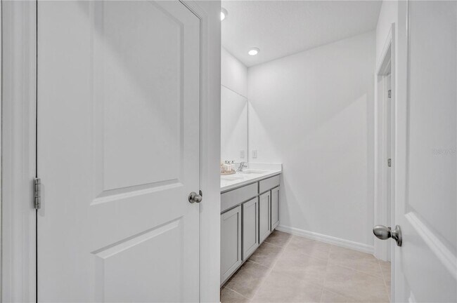 Building Photo - 10482 Quail Grv Wy