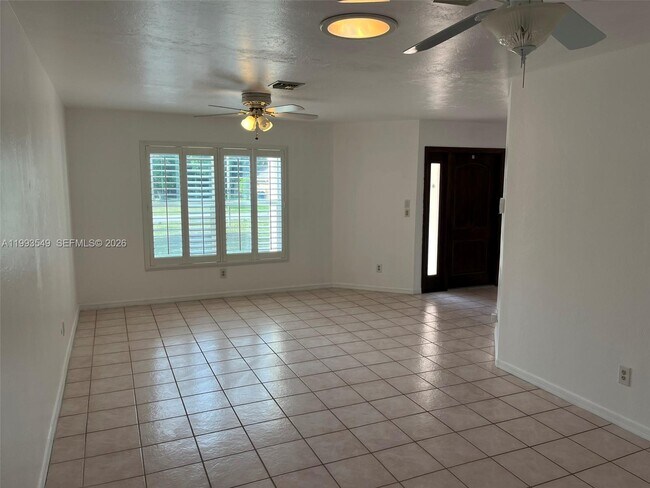 Building Photo - 4181 Silver Sword Ct