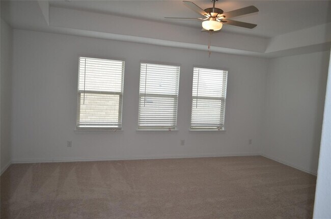 Building Photo - 7924 Lindheimer Ln