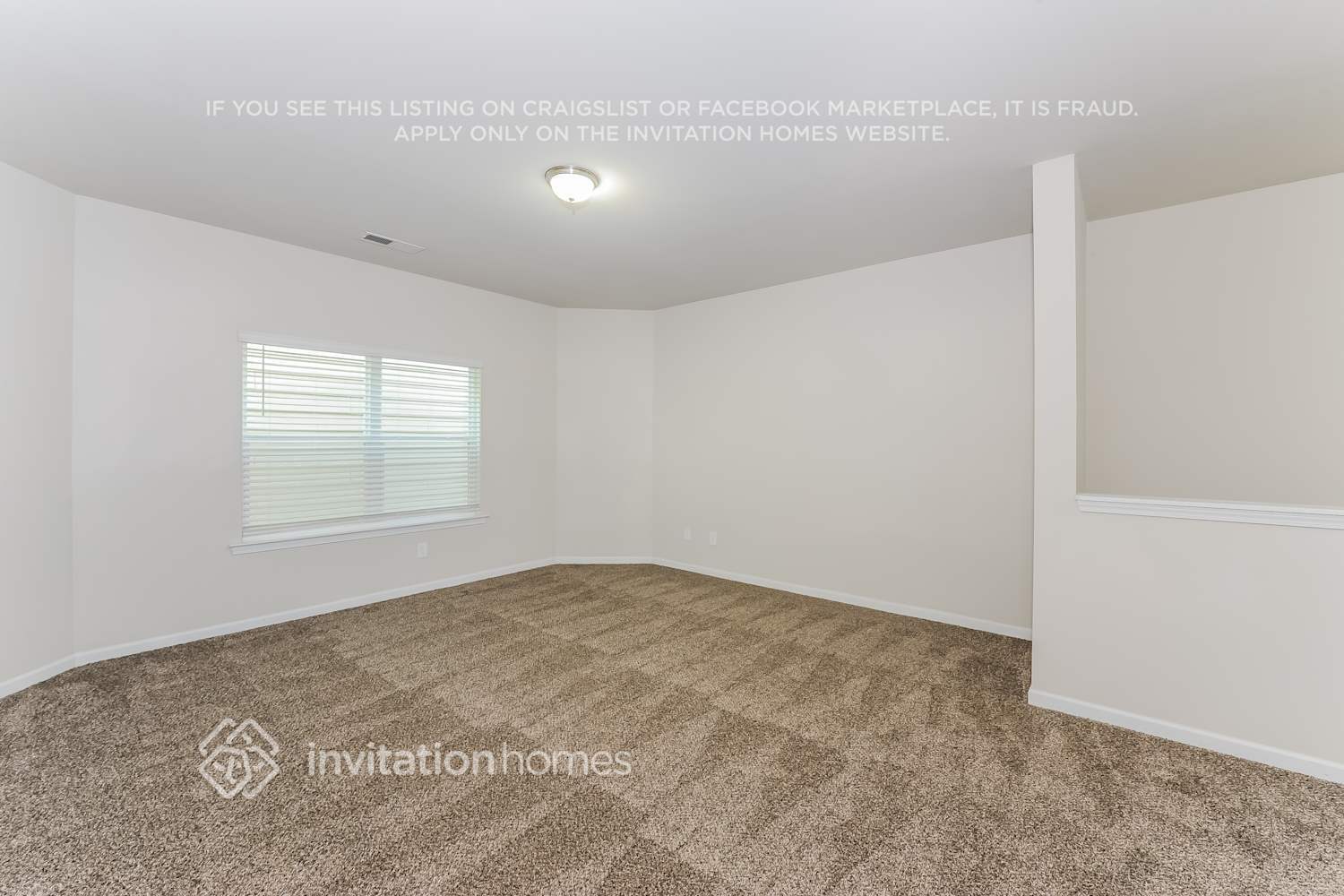Building Photo - 132 Hickory Village Cir