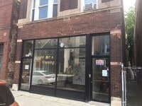 Building Photo - 1911 W Belmont Ave