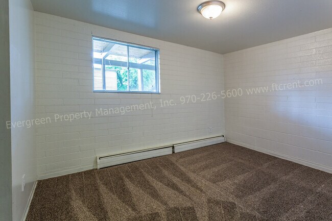 Building Photo - 701 Parker St