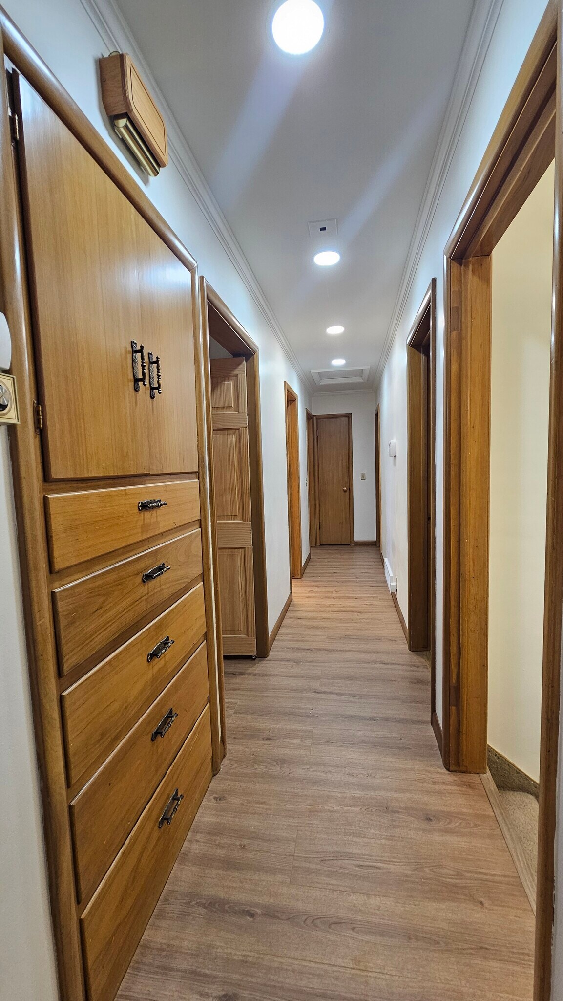 Building Photo - 728 W 800 S