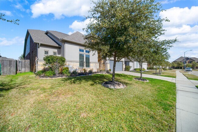 Building Photo - 13426 Tumbling River Ln
