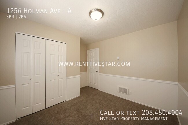Building Photo - 1256 Holman Ave