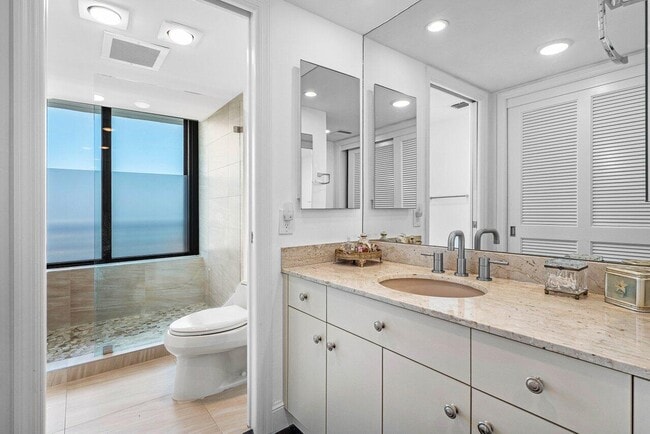 Building Photo - 1500 S Ocean Blvd