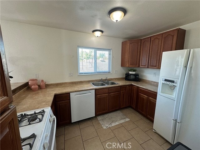Building Photo - 3195 Newell Dr